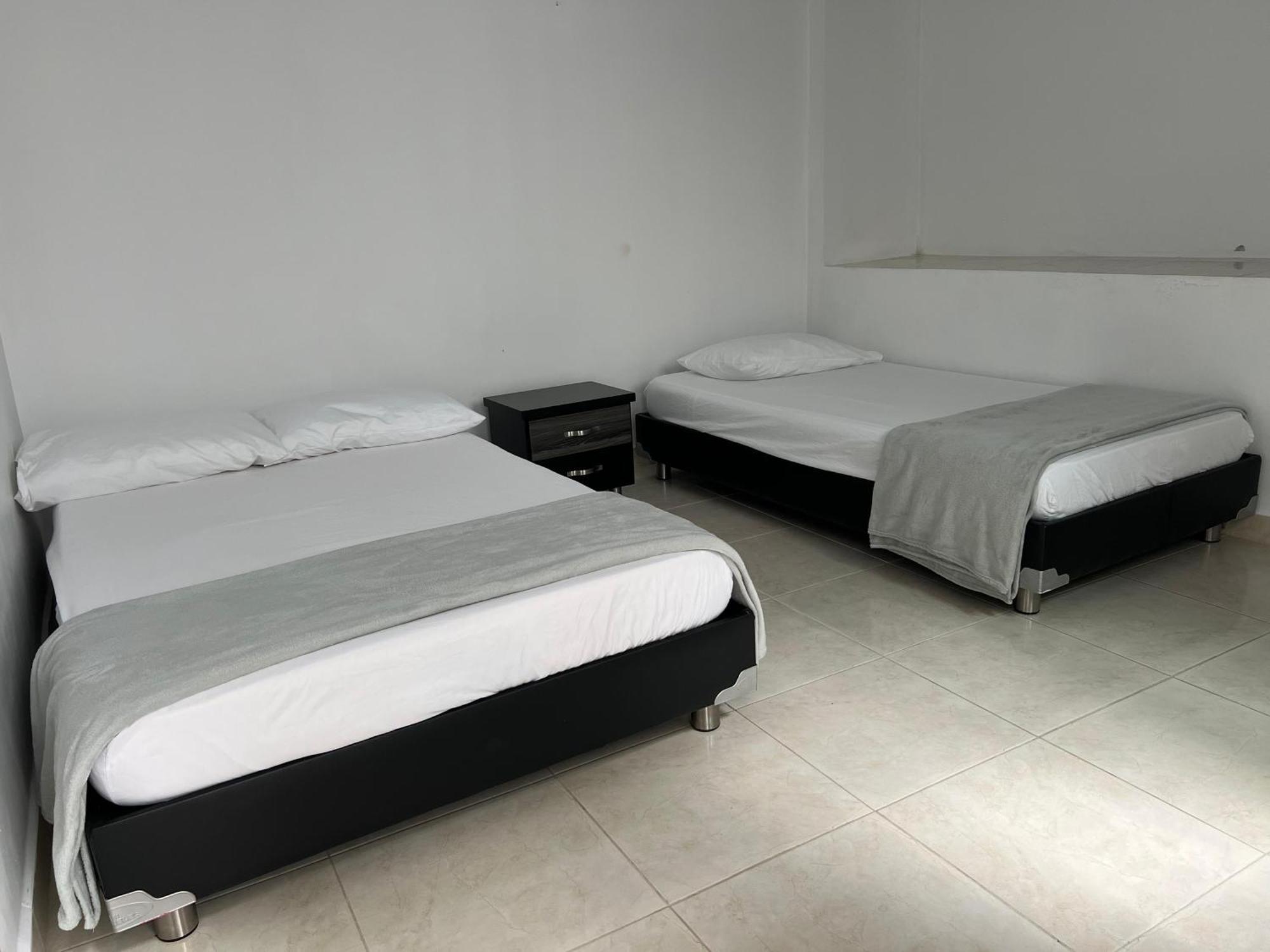 Los Nonos Hostel Гвадалупе Номер фото