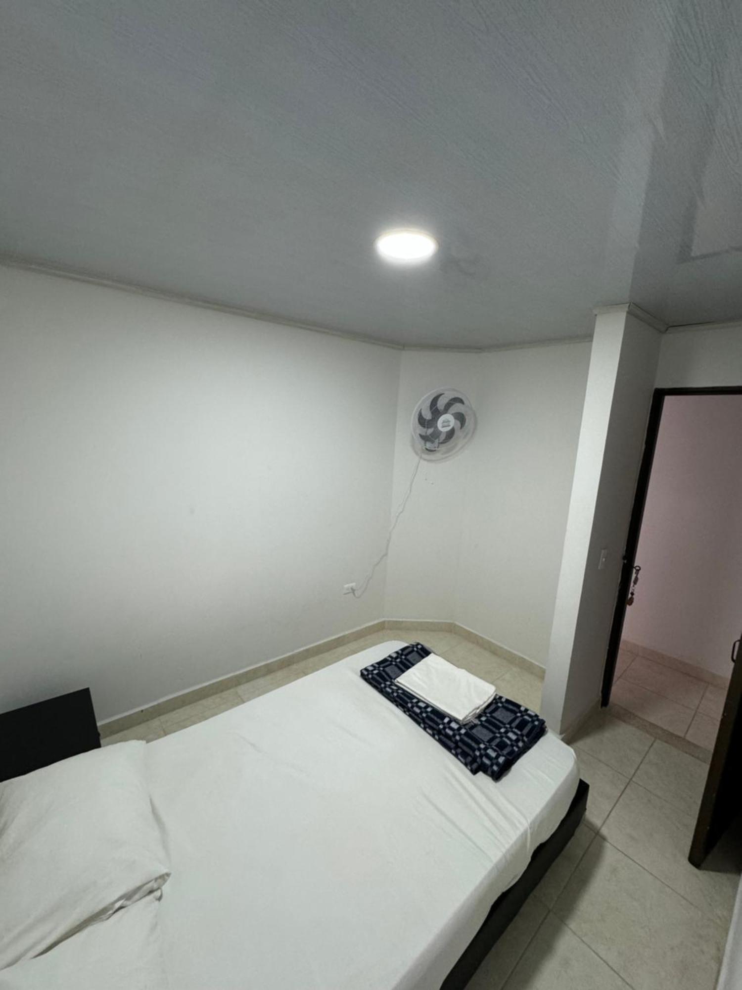 Los Nonos Hostel Гвадалупе Экстерьер фото