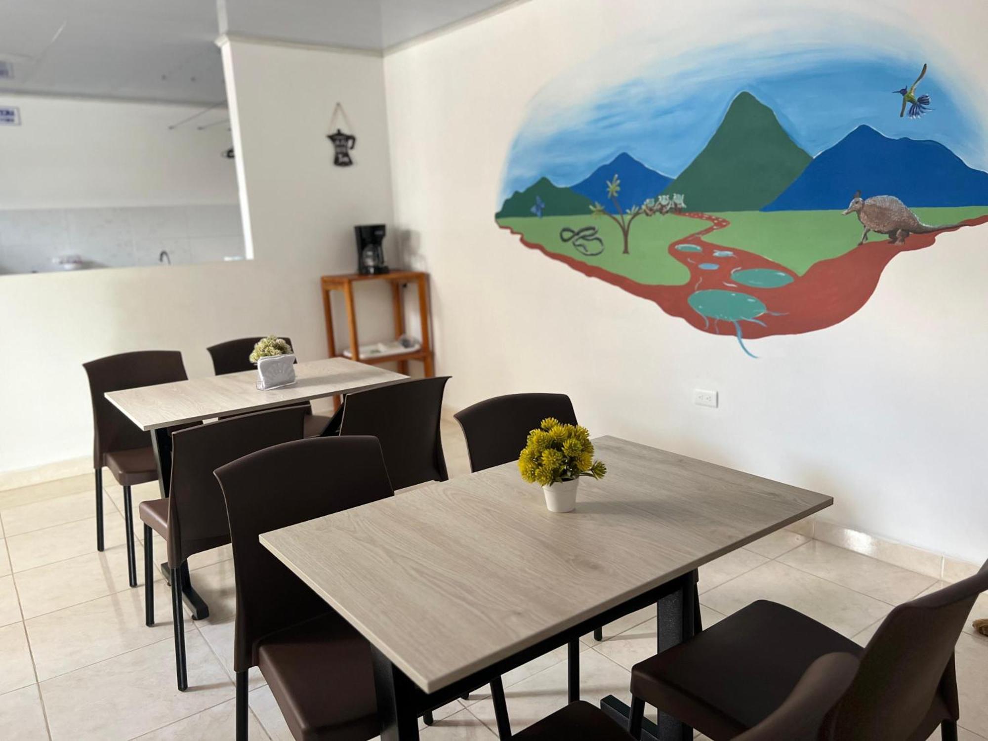 Los Nonos Hostel Гвадалупе Экстерьер фото